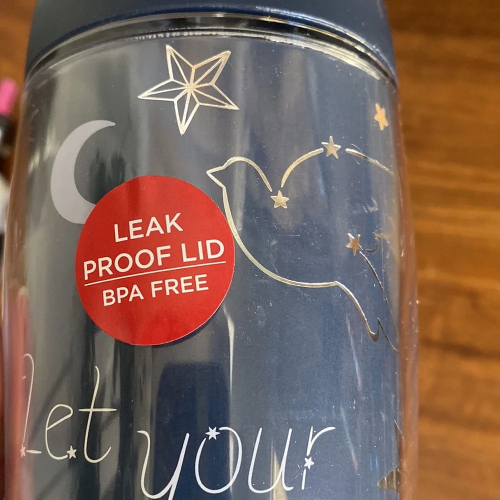 New Kohl's Holiday Tumbler Let Your Heart Be Light Cups 9.5